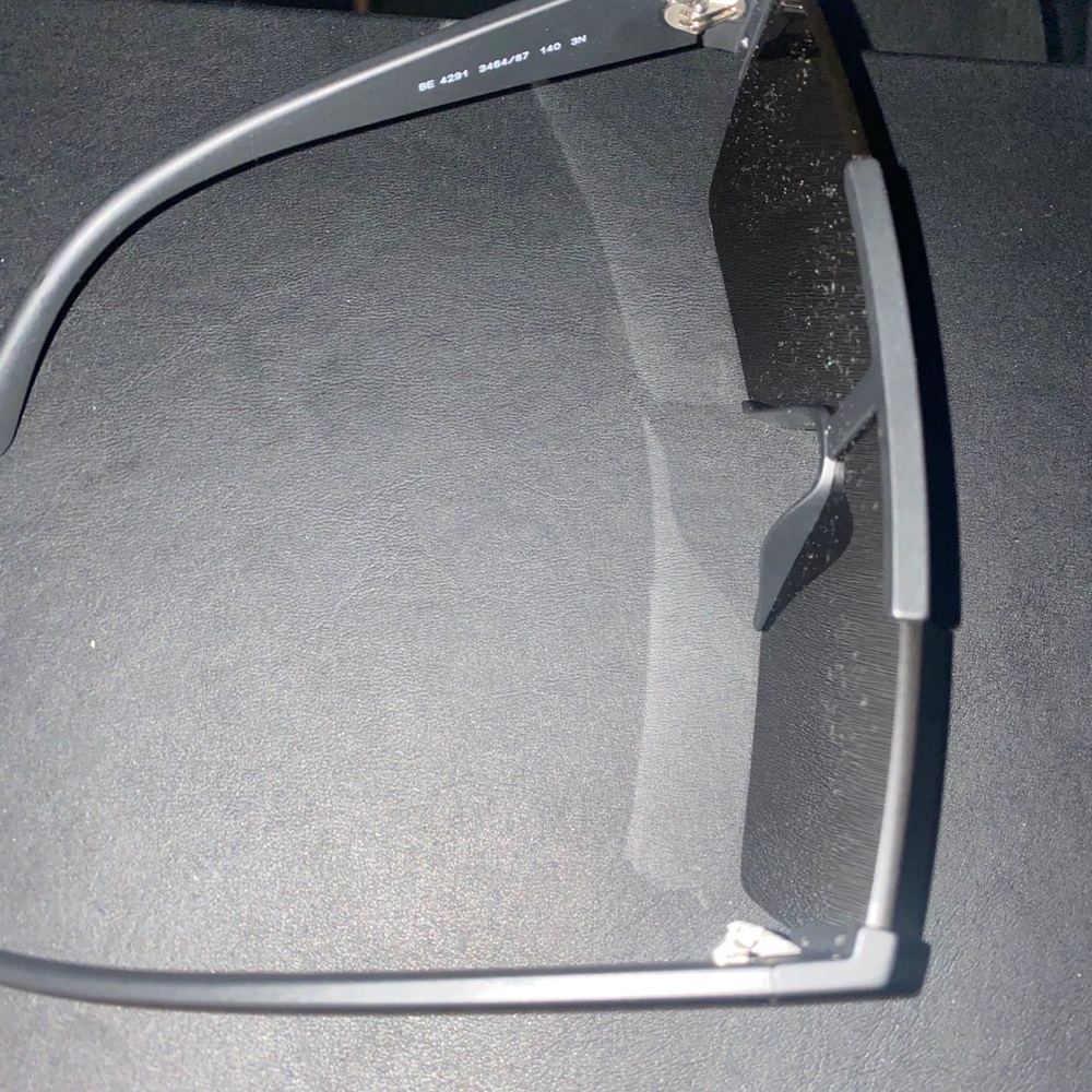 Sunglasses - image 3